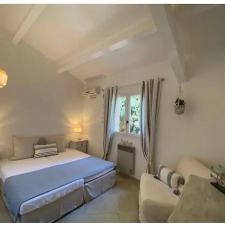 Villa Maison De Vue Sur Les Vignes, Piscine, Trampoline, Ping Pong Et Petanque *