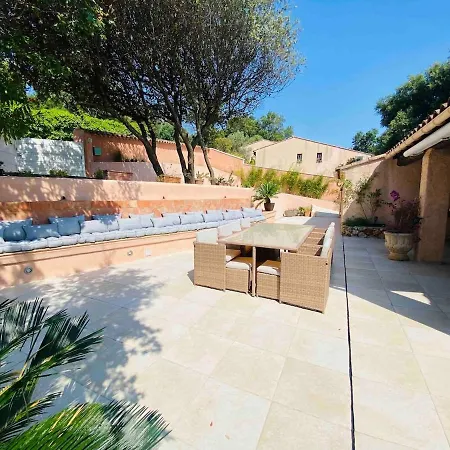 Maison De Vue Sur Les Vignes, Piscine, Trampoline, Ping Pong Et Petanque Cogolin