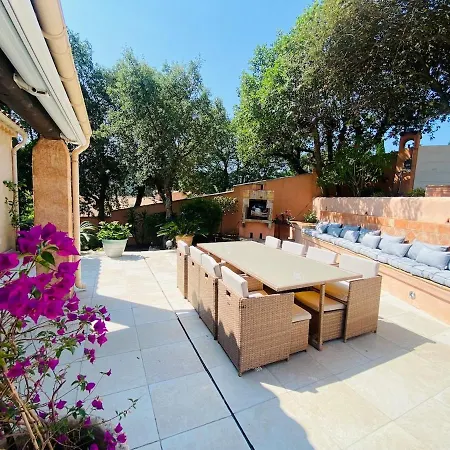 Maison De Vue Sur Les Vignes, Piscine, Trampoline, Ping Pong Et Petanque Villa Cogolin
